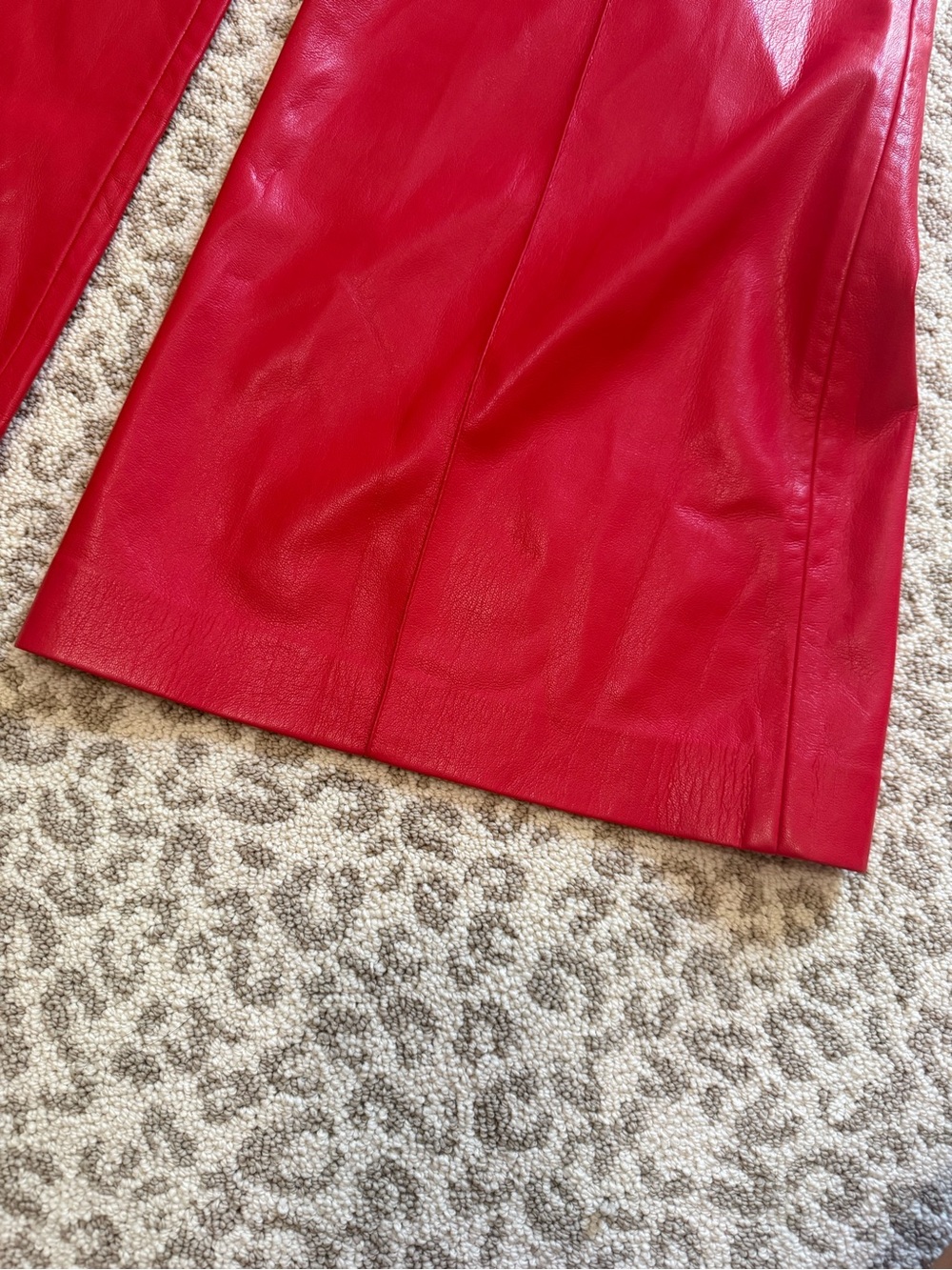 Alice + Olivia Red Faux Leather Wide Leg Trouser Pants NWOT Size 10 - Picture 6 of 15